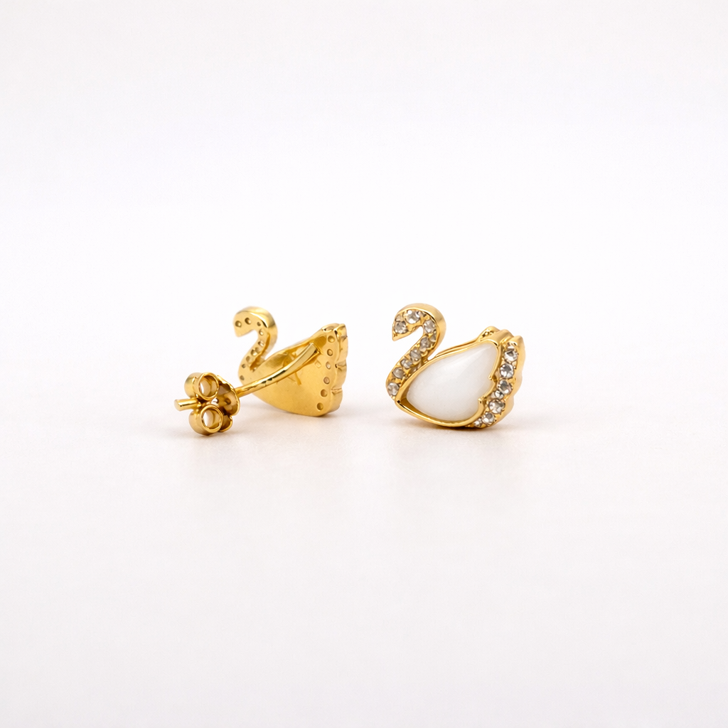 Cygnus Studs