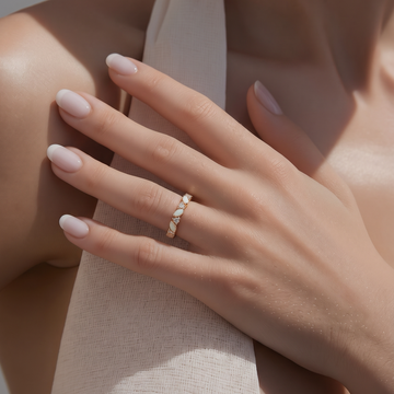 14K Solid Gold The Becoming Ring | Finish w/ Lab Diamond